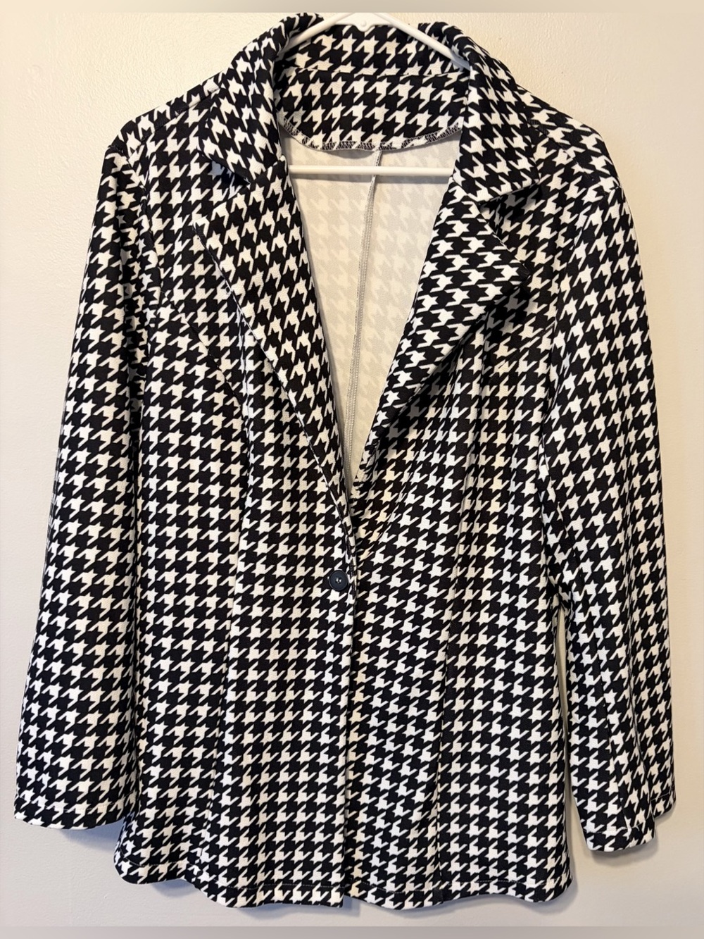 Women's Houndstooth Blazer in Black & White